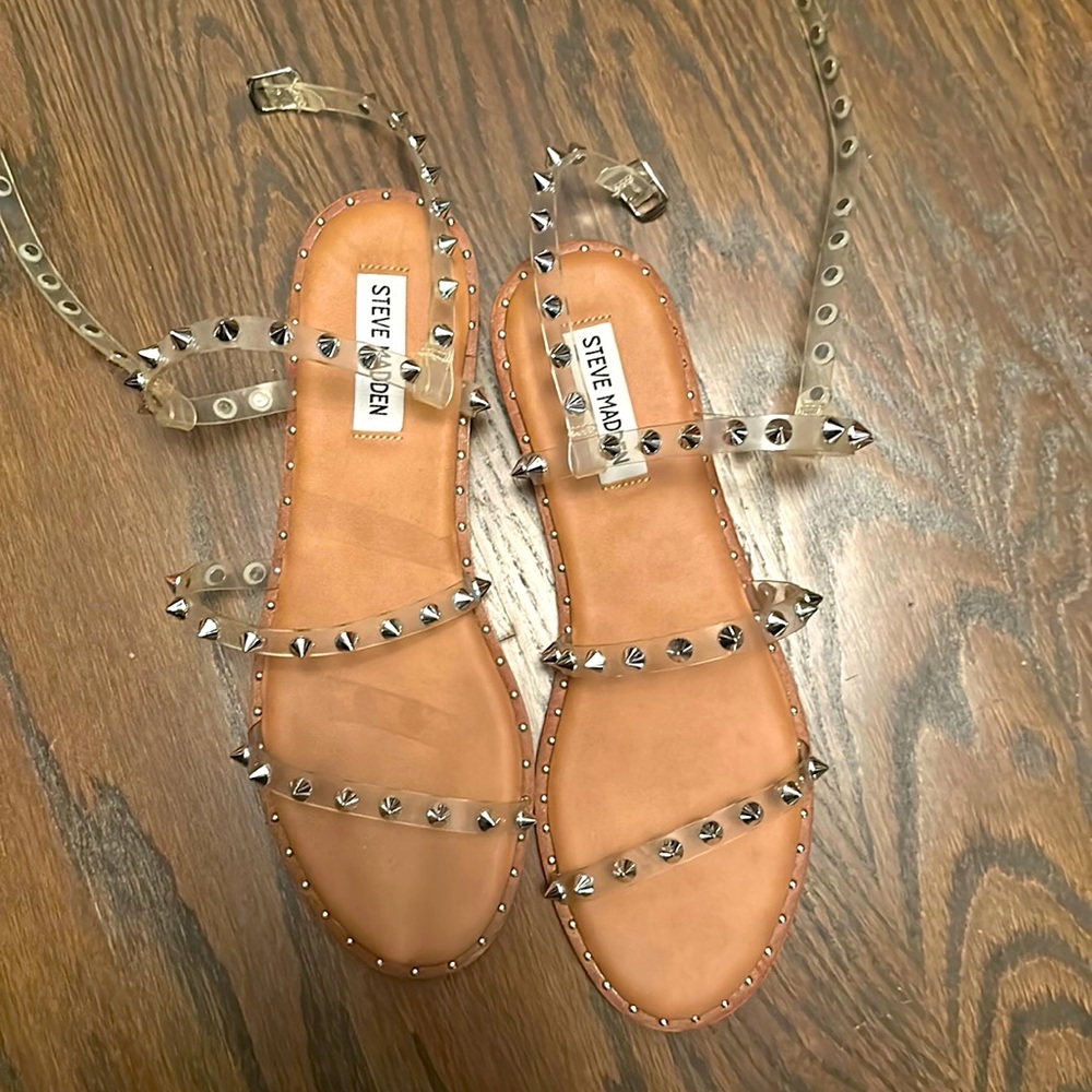 Steve Madden Transport Studded Strappy Sandal size 8.5